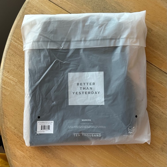 Men’s Ten Thousand Foundation 9 inch Shorts unlined - Picture 8 of 8